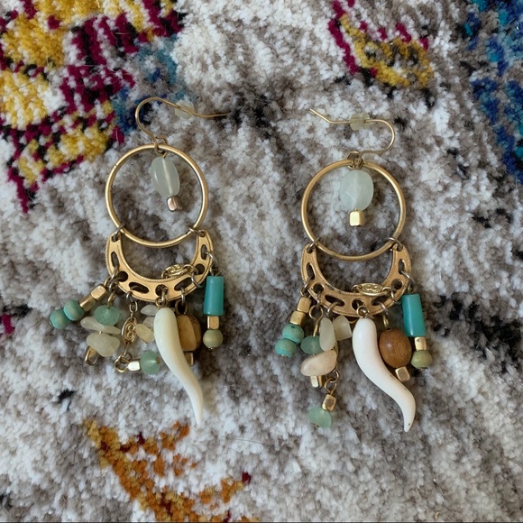 Forever 21 Jewelry - Boho chic chandelier earrings
